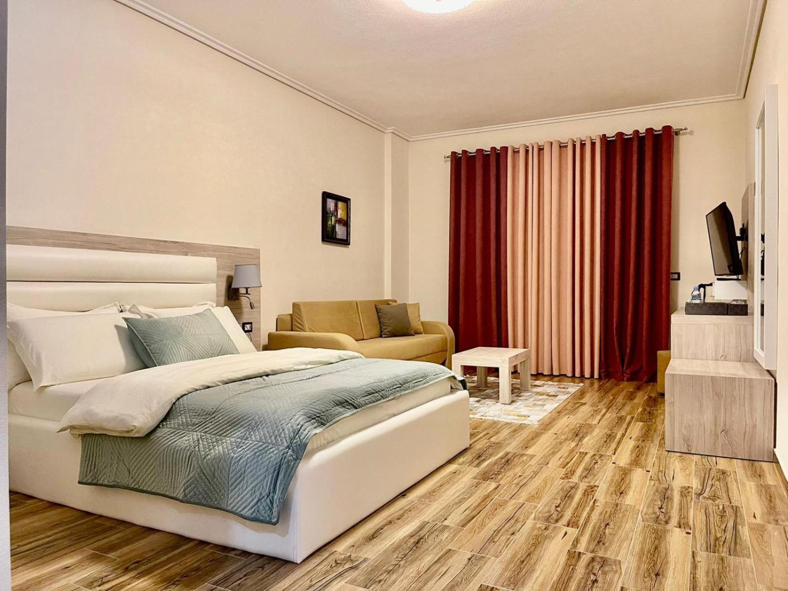 Hotel Vd Roleks Vlorë Εξωτερικό φωτογραφία