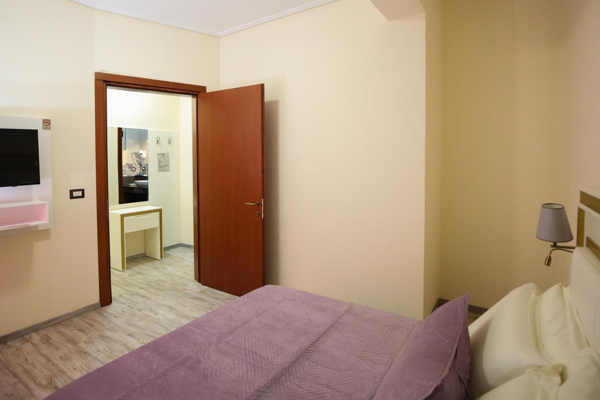Hotel Vd Roleks Vlorë Δωμάτιο φωτογραφία